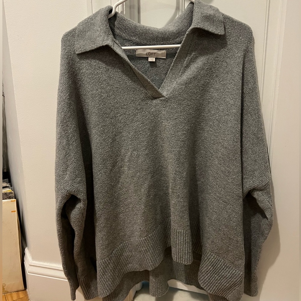 LOFT Women's Gray Sweater